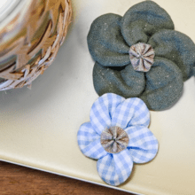 Mini Barrette Pétales de Fleur vichy ciel