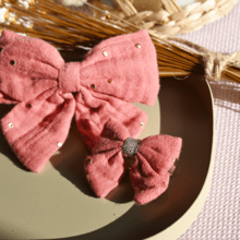 Barrette Mini Noeud Papillon gaze pois or rose blush