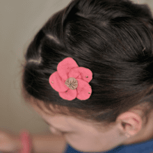 Petite Barrette Pétales de Fleur gaze pois or rose sorbet